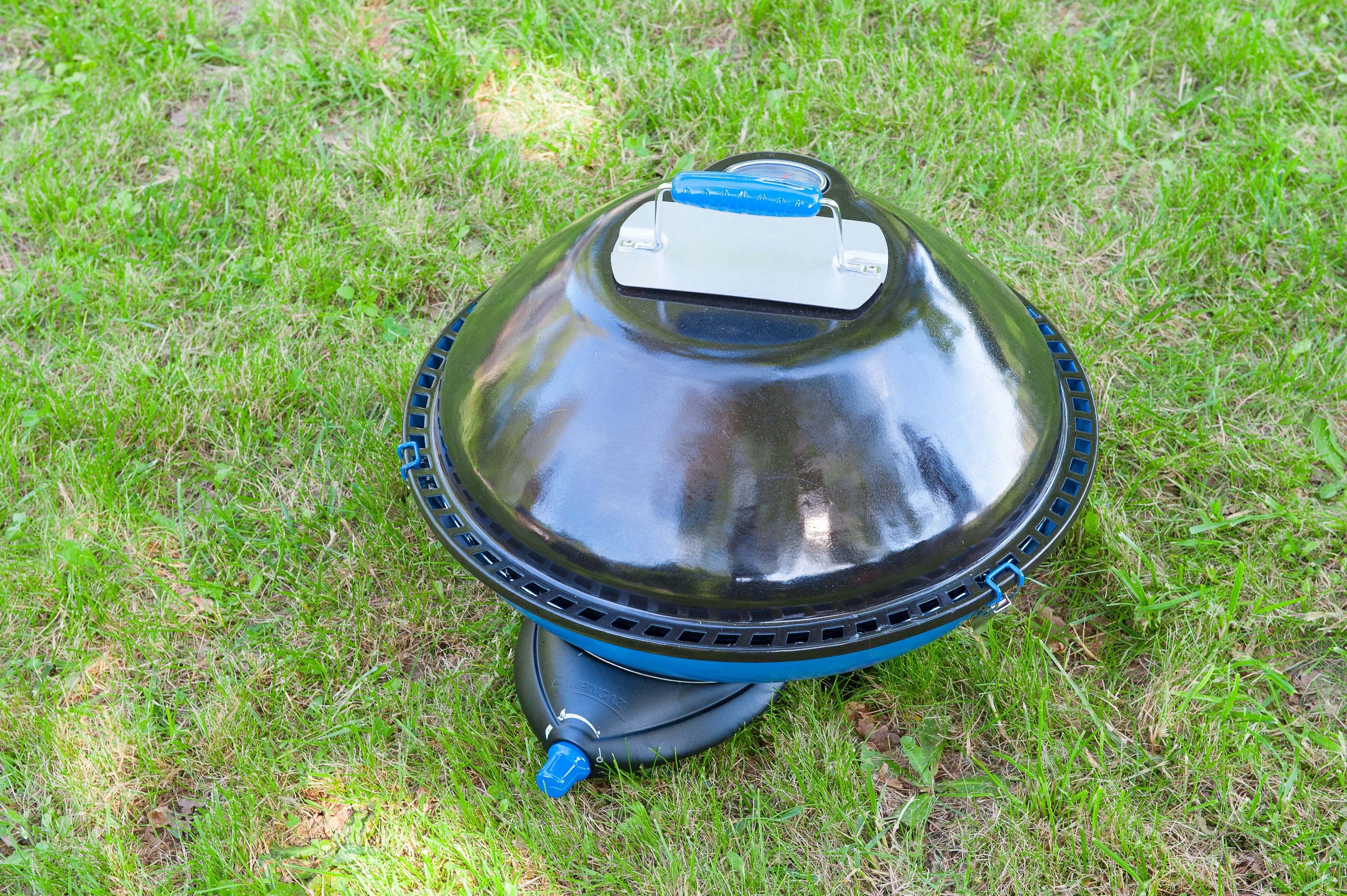 Party Grill 600 R Camping Grill | 4-in-1 Gas Grill and Stove