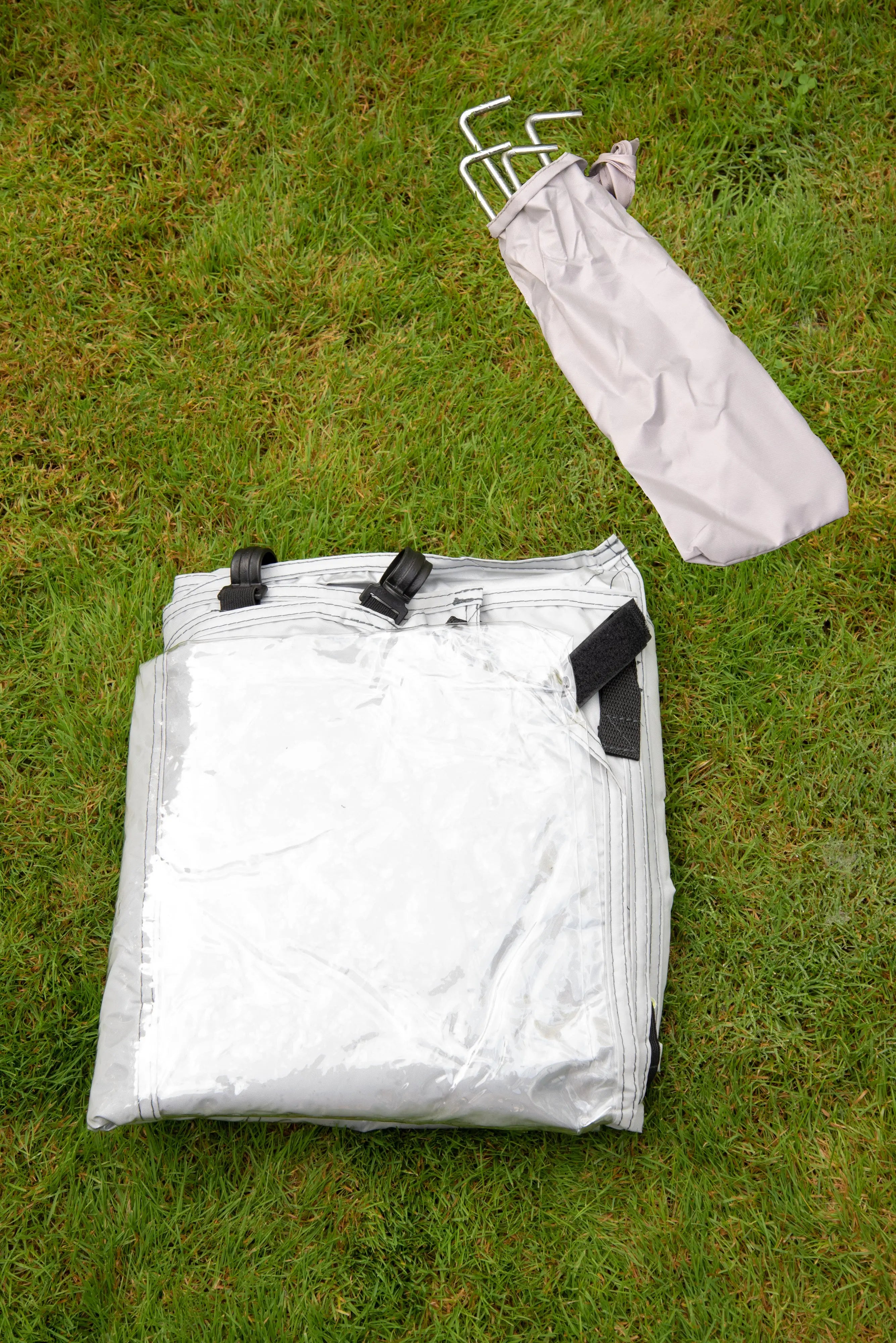 Side panel with door for Fast Pitch Shelter L | campingaz.de