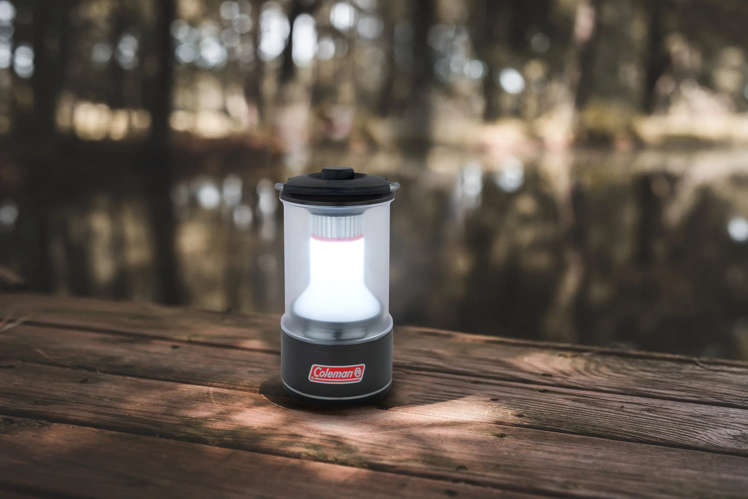 BatteryGuard 600L LED Lampe Coleman