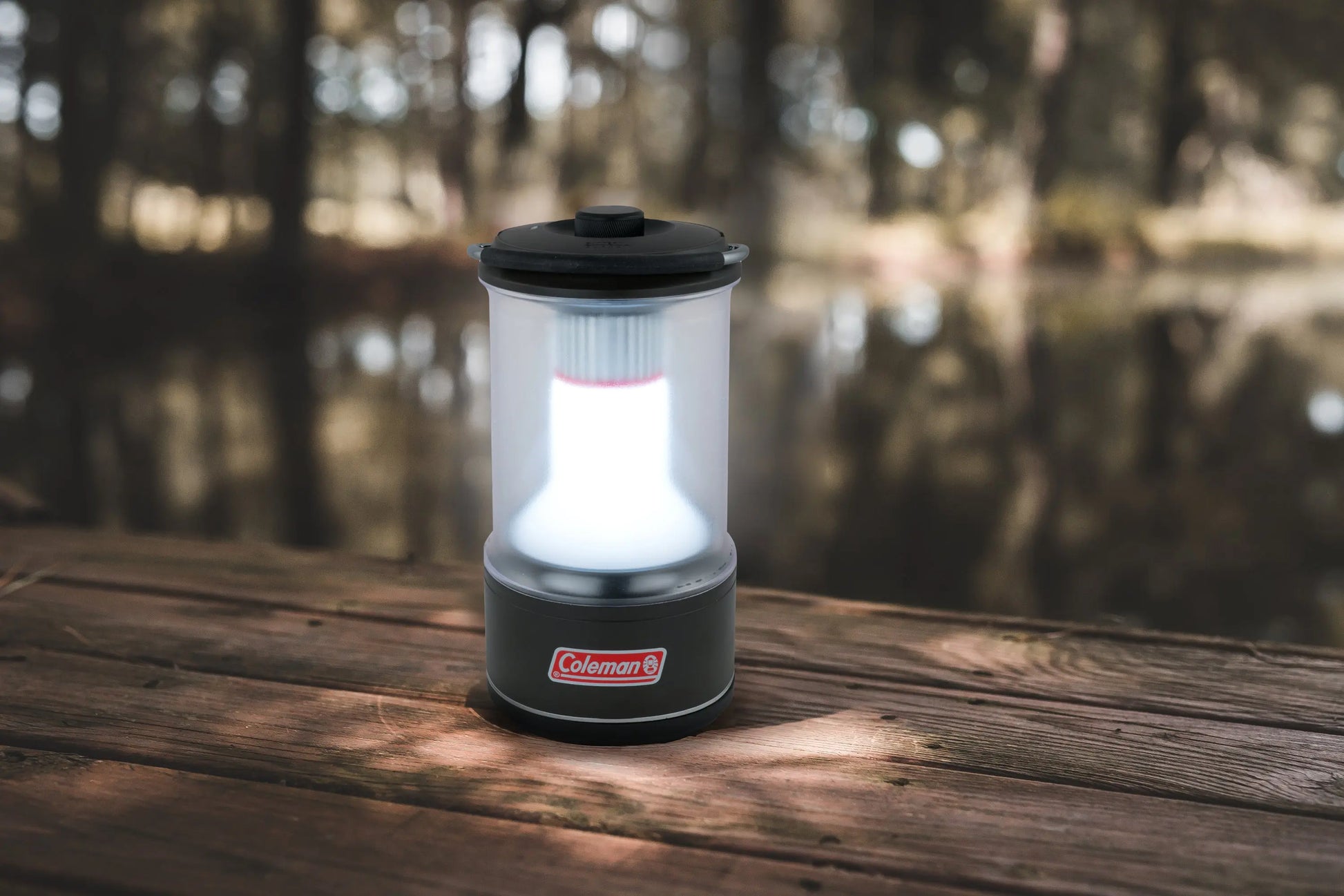 BatteryGuard 800L LED Lampe Coleman