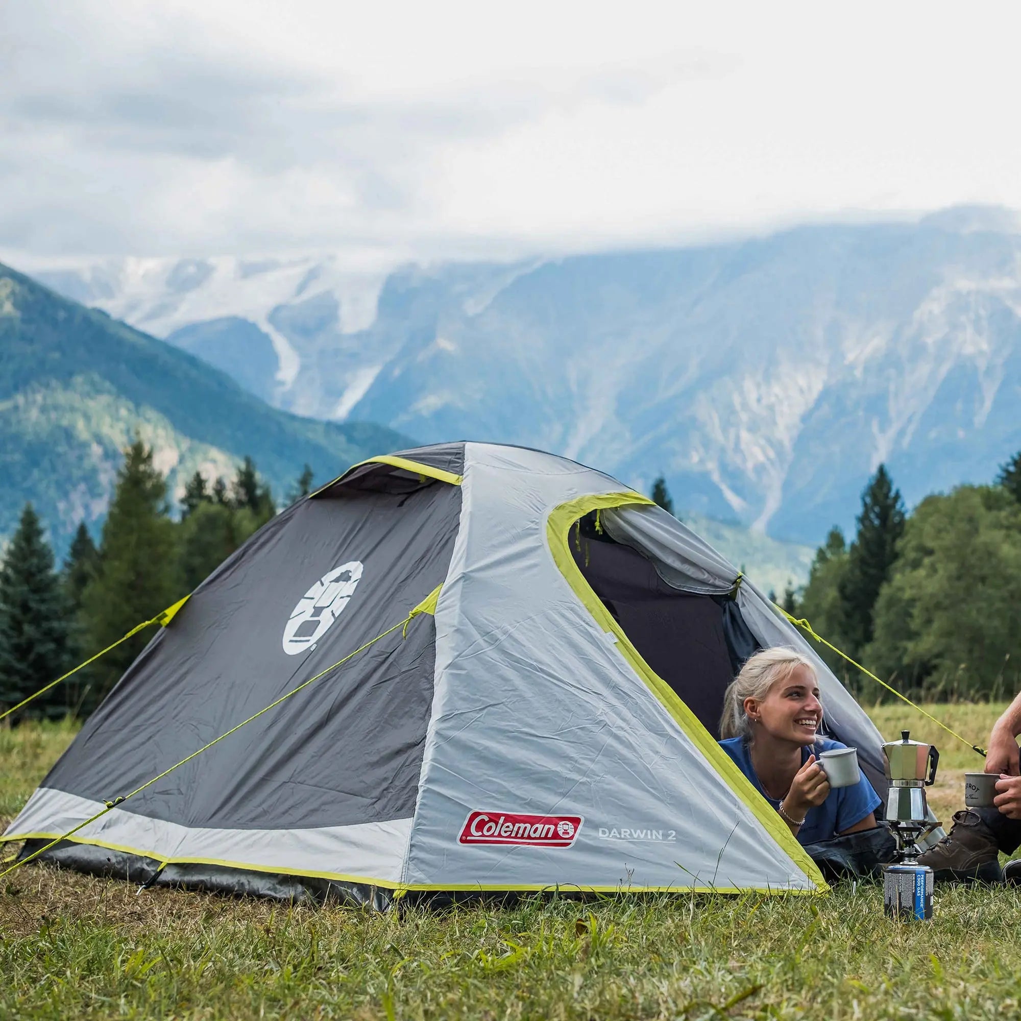 Darwin 3 | lightweight and compact 3-person dome tent | campingaz