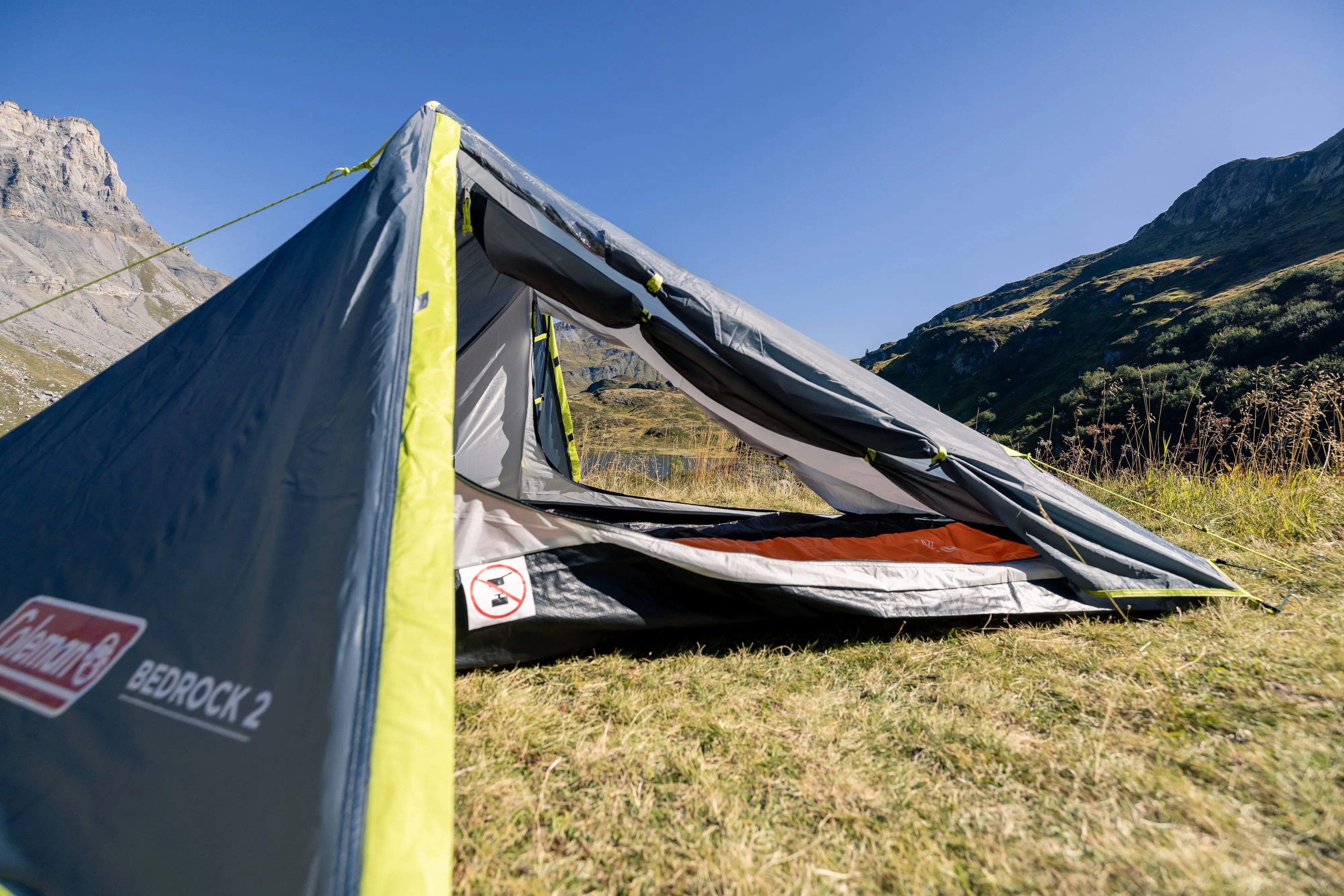 Bedrock 2 | Lightweight 2-person trekking tent with 2 entrances