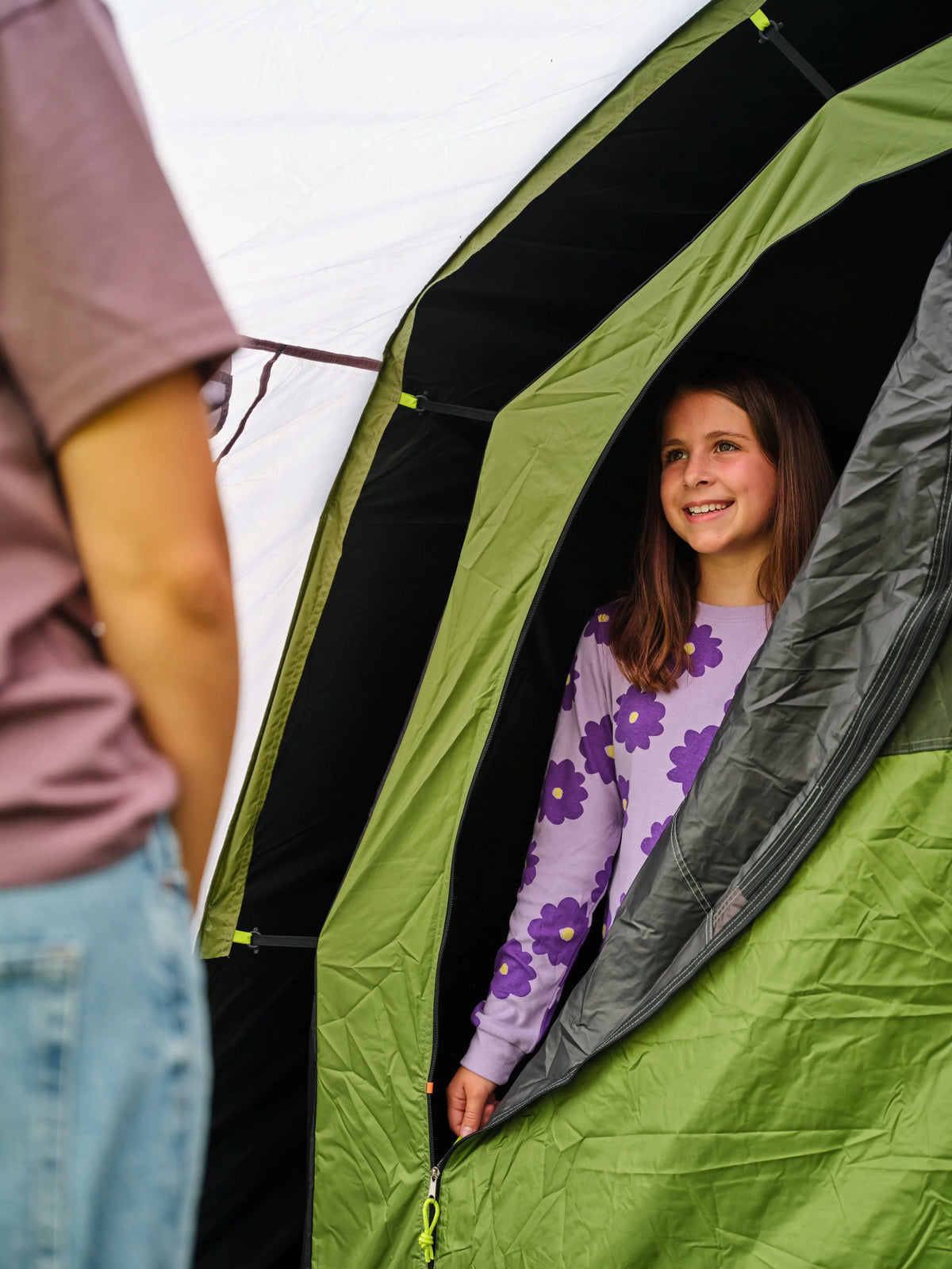 black and cold zelt Coleman Rocky Mountain 5 Blackout Familienzelt – Campingaz & Coleman Training Jersey Color:Origine Stealth Performance Line CX-Abdeckung, links