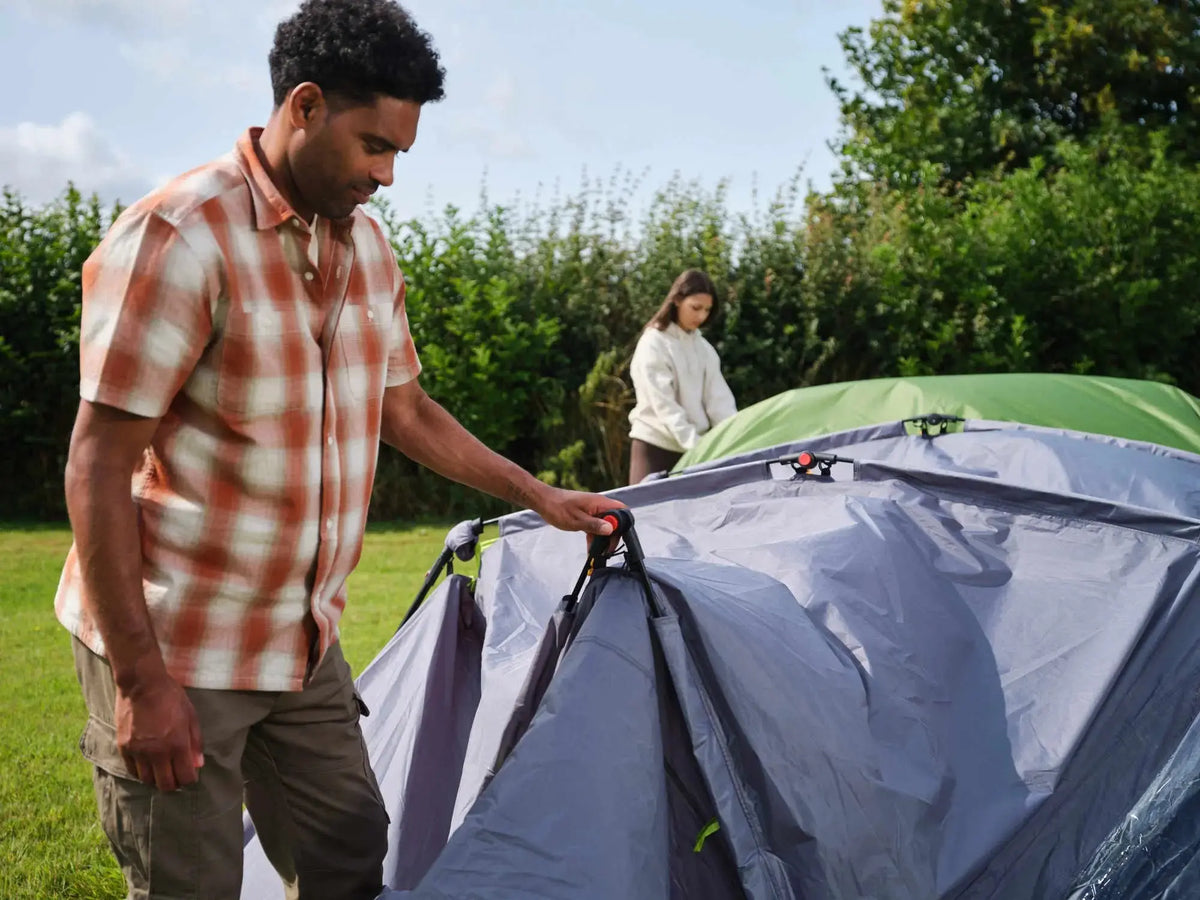 Coleman FastPitch Victoria Falls 4 BlackOut Familienzelt | 4 Personen  Zelt Campingaz & Coleman