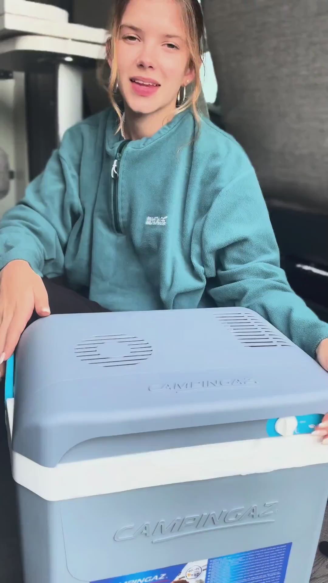 Video laden: Powerbox Plus 28L 12/230V thermoelektrische Kühlbox